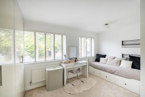 undefined, Lincolns Mead, Lingfield, RH7