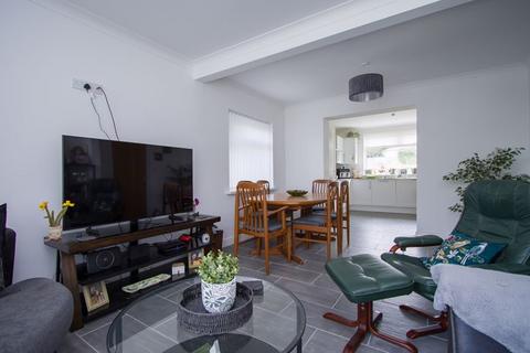 4 bedroom detached house for sale, Knowbury Avenue, Penarth