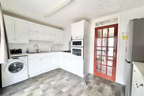 undefined, LOFT AVENUE, GRIMSBY