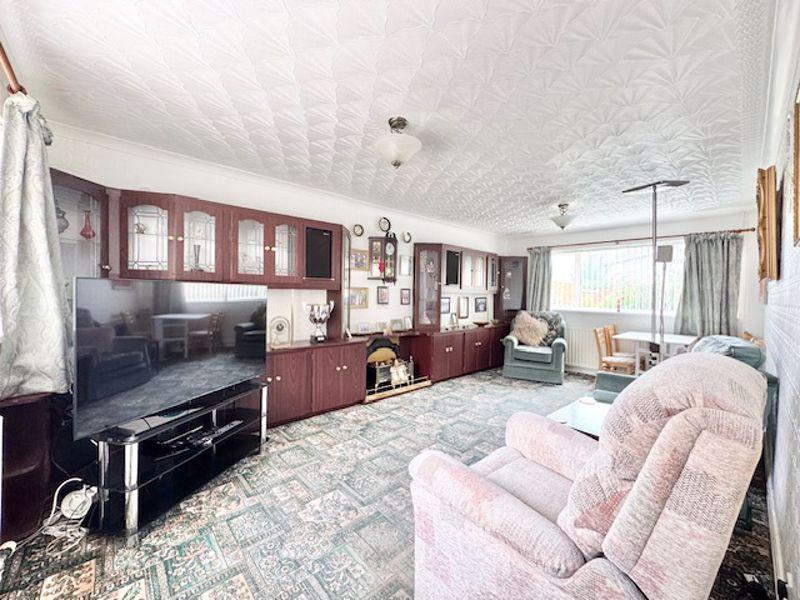 Lounge dining room