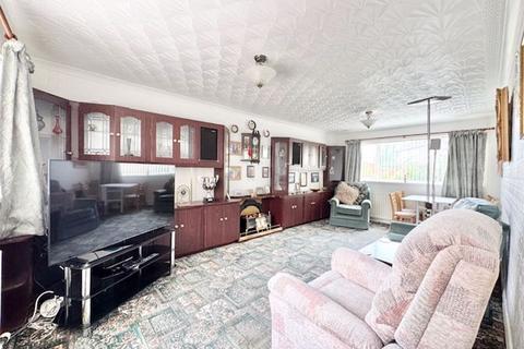 undefined, LOFT AVENUE, GRIMSBY