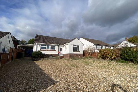 4 bedroom detached bungalow for sale, Yew Tree Close, Hedge End, SO30