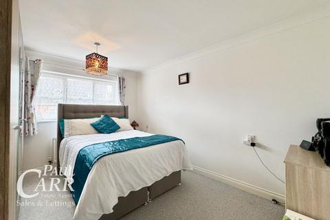 16 Roughley Farm Road, Sutton Coldfield, B75 5RT