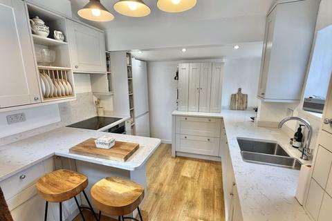 undefined, Church Twitten, Cuckfield