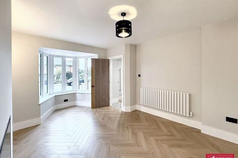 undefined, Greenoak Crescent, Stirchley, Birmingham, B30 2TG