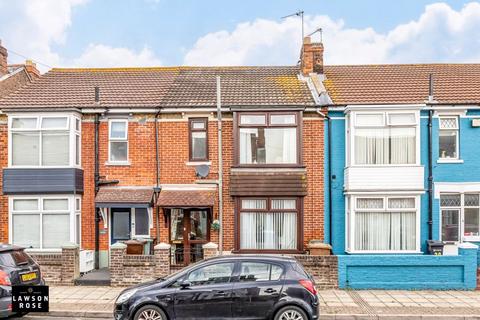 3 bedroom terraced house for sale, Romsey Avenue