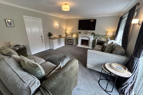 3 bedroom detached house for sale, Hall Road, Penrhyn Bay