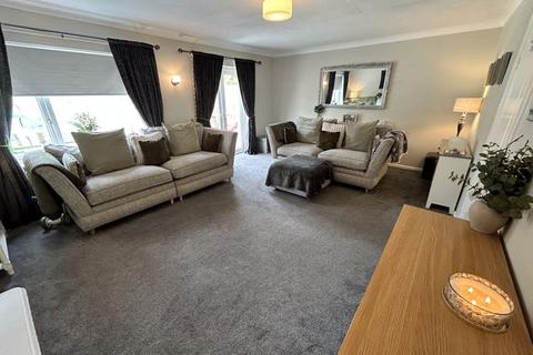 3 bedroom detached house for sale, Hall Road, Penrhyn Bay