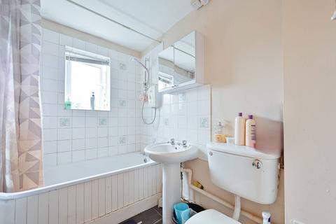 1 bedroom flat for sale, Southwold Road, Watford, WD24