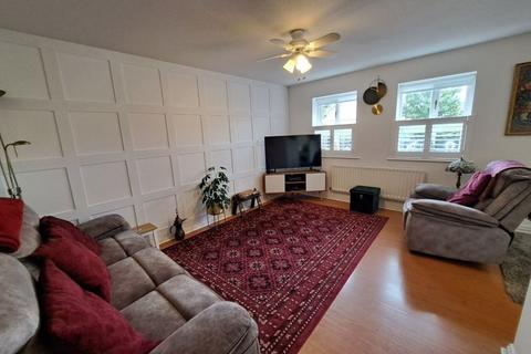 2 bedroom ground floor flat for sale, Tiberius Close, Wallsend