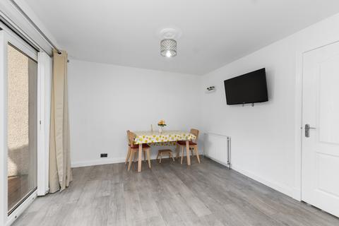 11 Bughtlin Place, Edinburgh, EH12 8UY