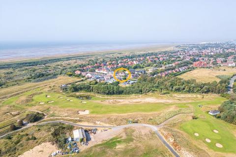 undefined, Golf Open 2026 - Selworthy Road, Birkdale (5 min walk)