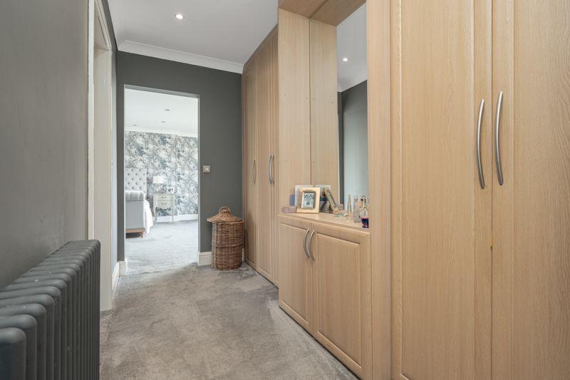 Master dressing Room