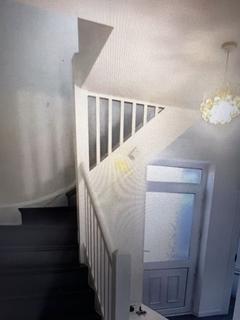 5 bedroom property to rent, Brunel Road, London SE16