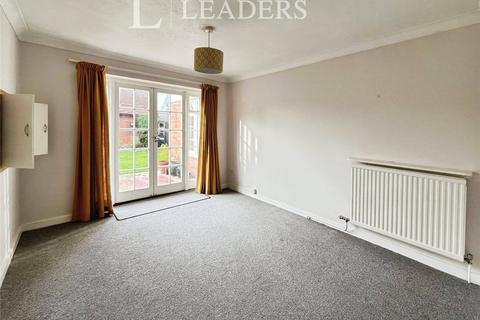 4 bedroom terraced house to rent, Mill Street, St. Osyth, CO16