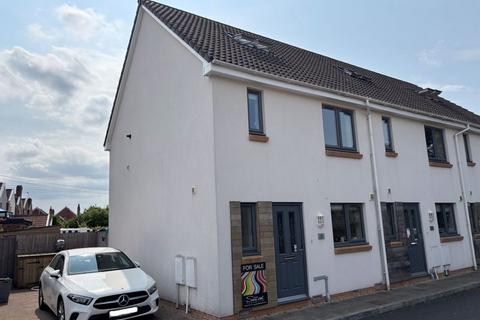 3 Barton Mews, Clevedon, BS21 6FS
