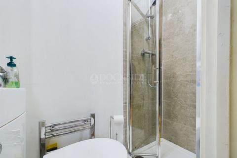 5 Randolph Approach, London, E16 3HU