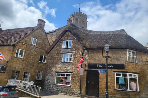 undefined, 27a St. James Street, South Petherton