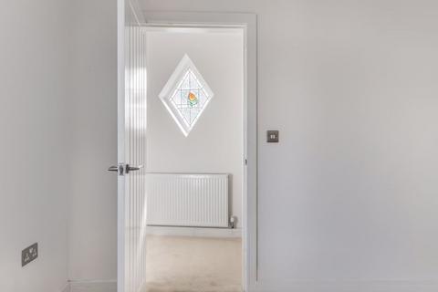 undefined, Royd Avenue, Bingley BD16