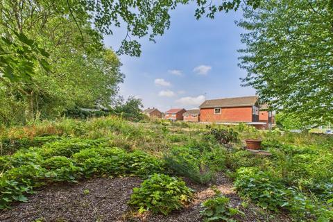 3 bedroom detached house for sale, Richmond Close, Newport TF10