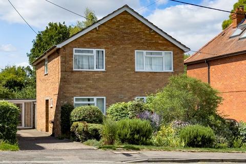 Larkhill, Wantage OX12