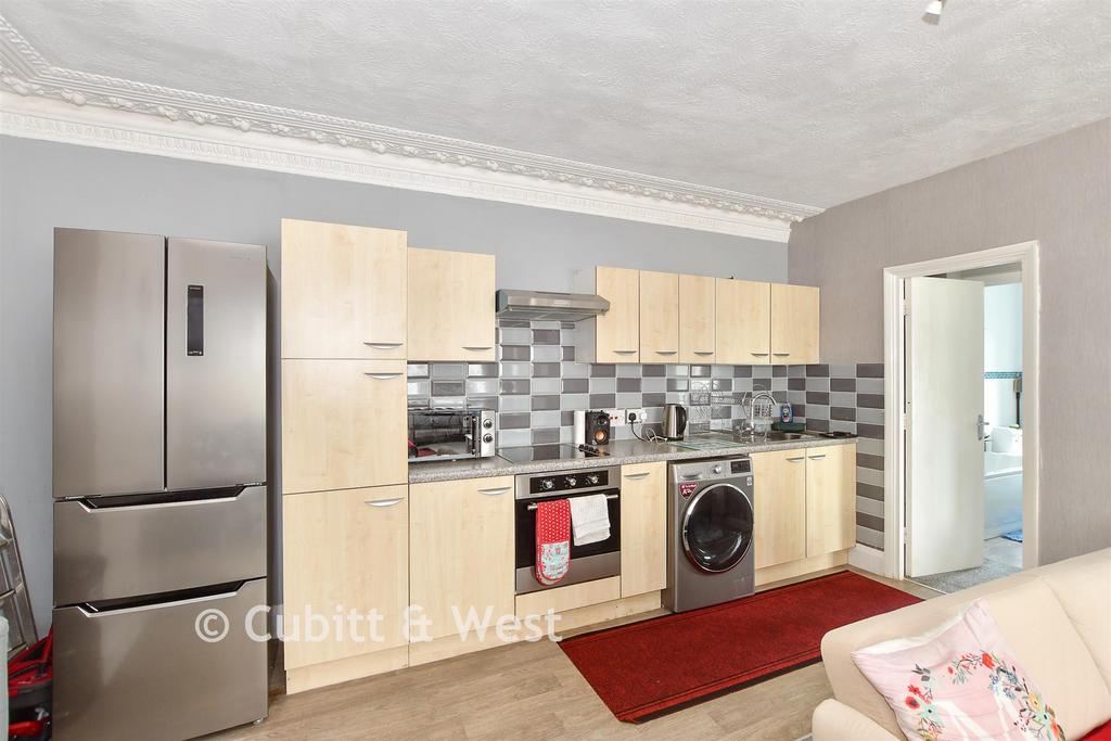 Kitchen/Lounge/Dining Room