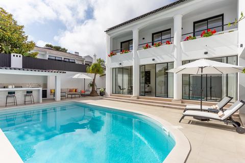 4 bedroom villa, Elegant Cascais Villa, Portugal