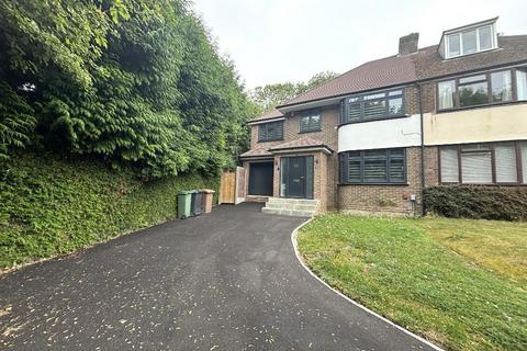 Old Bedford Road Area, Luton LU2