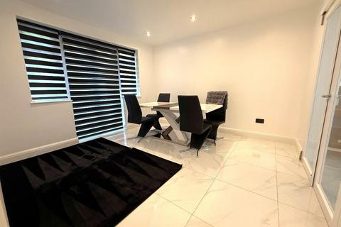 40 Knoll Rise, Luton, LU2 7JA