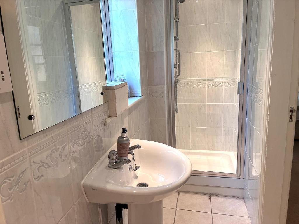 Ensuite Bathroom