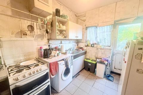 3 bedroom terraced house for sale, Orchid Street, Shepherds Bush, London, W12 0SY
