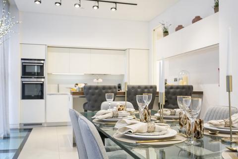 3 bedroom apartment to rent, Kenrick Place