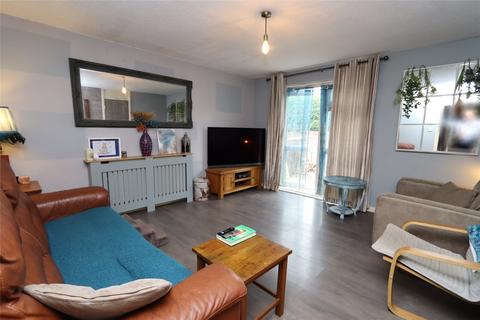undefined, Mason, Stantonbury, Milton Keynes, Buckinghamshire, MK14