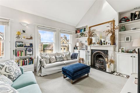 2 bedroom apartment for sale, Vardens Road, SW11