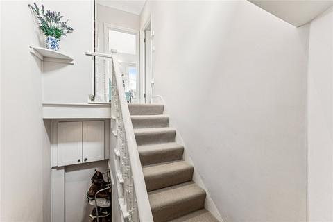 2 bedroom apartment for sale, Vardens Road, SW11