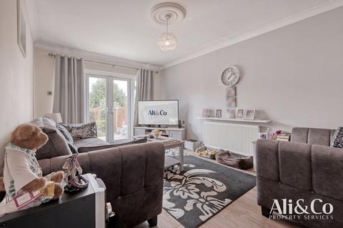 11 Boscombe Avenue, Grays, RM17 6AF