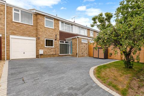 31 Home Park, Oxted, RH8 0JS