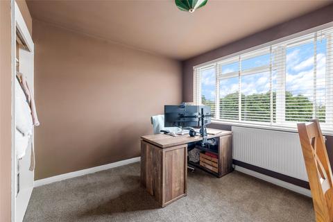 31 Home Park, Oxted, RH8 0JS
