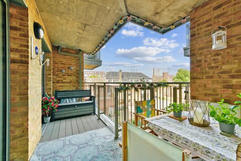 2 bedroom flat for sale, Palm House, 70 Sancroft Street, London, SE11