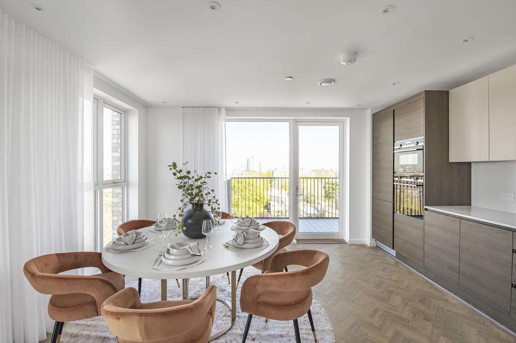 Vistry - 107 Clarence Avenue - -7