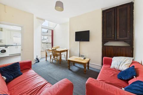 58 Coulston Road, Lancaster, LA1 3AE