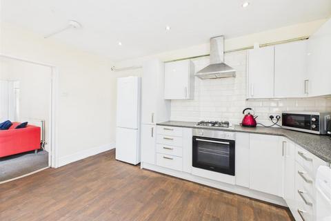 58 Coulston Road, Lancaster, LA1 3AE