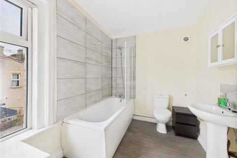 58 Coulston Road, Lancaster, LA1 3AE