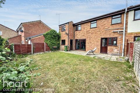 4 bedroom semi-detached house for sale, Turnstone End, Colchester