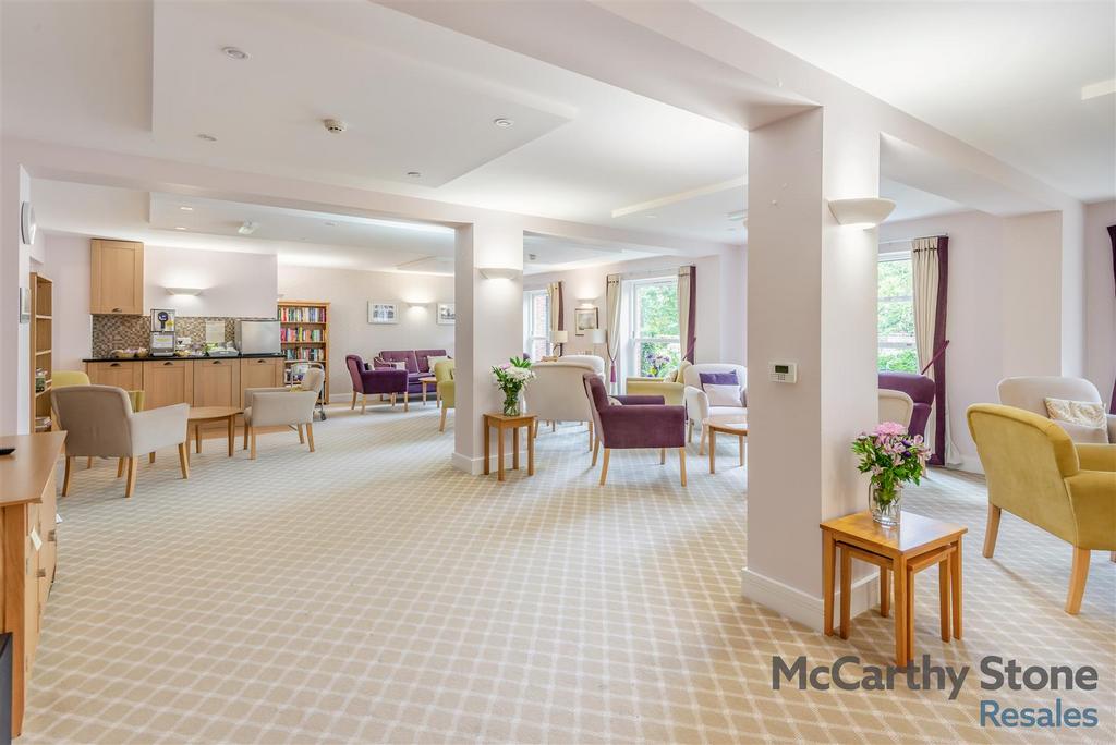 8660512-interior09.jpg
