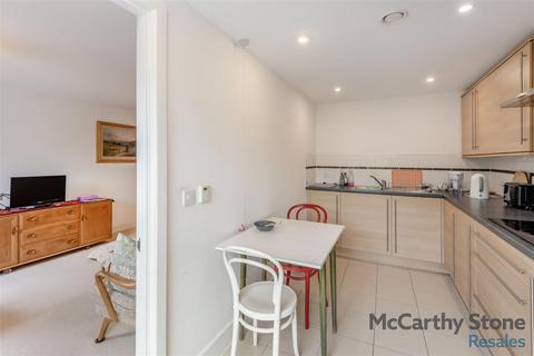 1 bedroom apartment for sale, Peel Court, College Way, Welwyn Garden City, Hertfordshire, AL8 6DG
