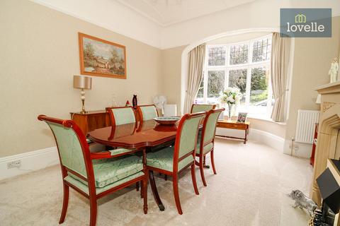 62 Park Drive, Grimsby, DN32 0EQ