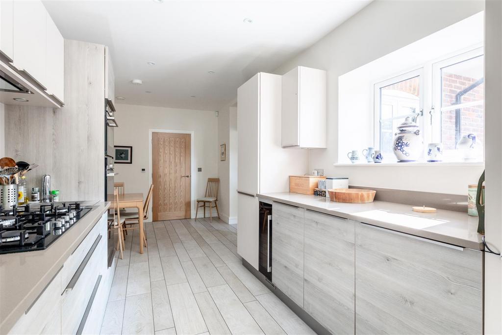 3 Oakfield House-4.jpg