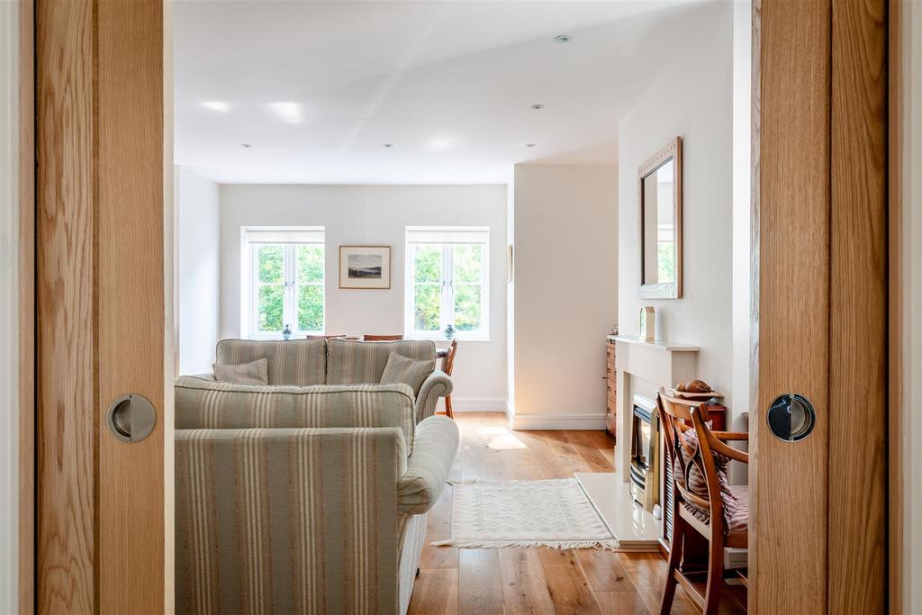 3 Oakfield House-5.jpg
