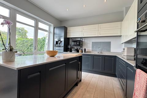 undefined, Hilltop Meadow, Newton Abbot, TQ12